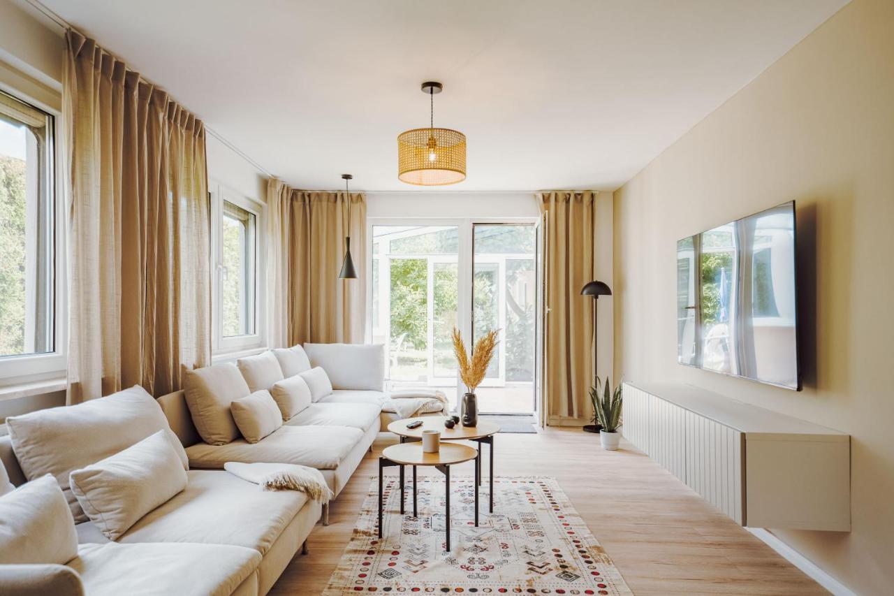 Stadthytte Ferienhaus Росток Екстериор снимка