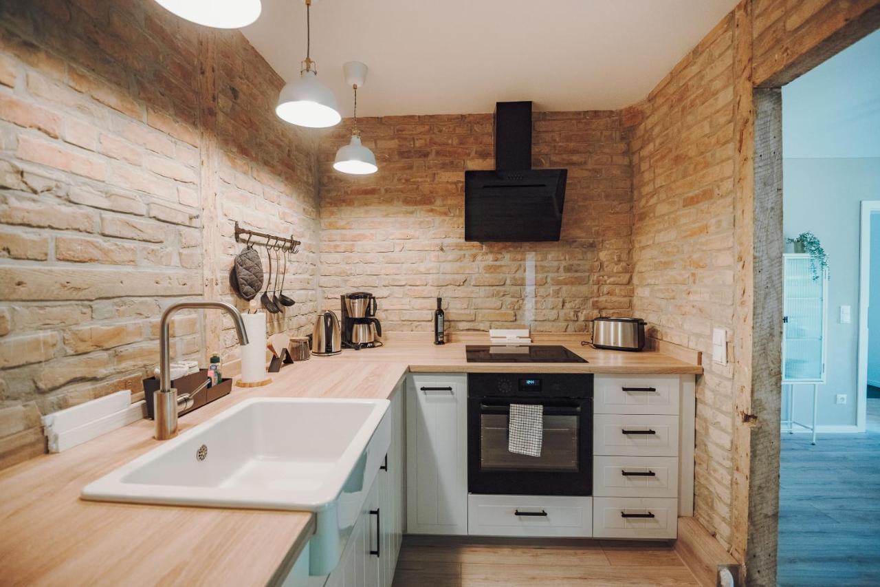 Stadthytte Ferienhaus Росток Екстериор снимка