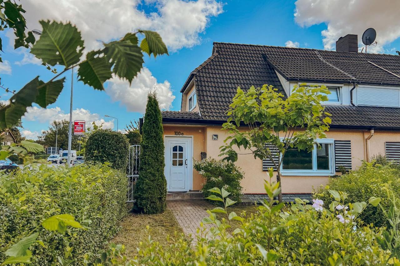 Stadthytte Ferienhaus Росток Екстериор снимка