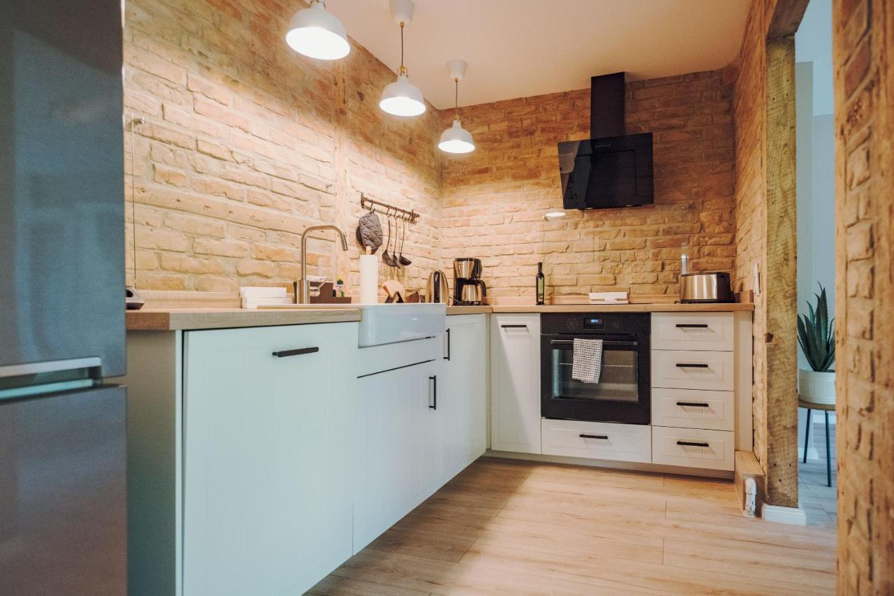 Stadthytte Ferienhaus Росток Екстериор снимка